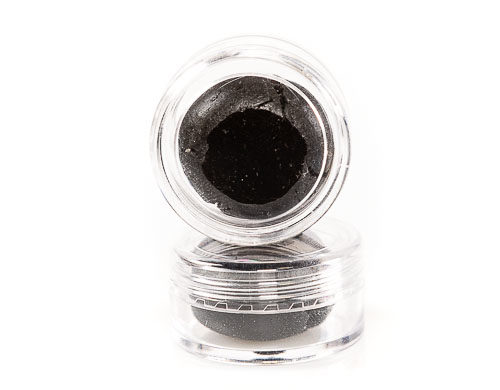 Plastikglas von Charas Hasch CBD mit Gehalt 15%