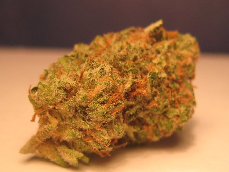 Skunk und CBD Kush
