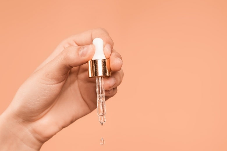 CBD-Tropfen: Vorteile und Verwendungsmöglichkeiten.