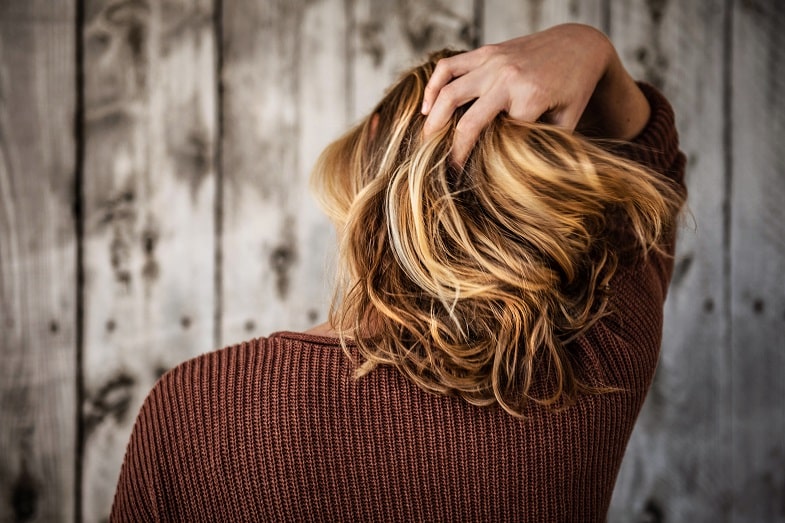 Wie benutzt man CBD auf die Haare