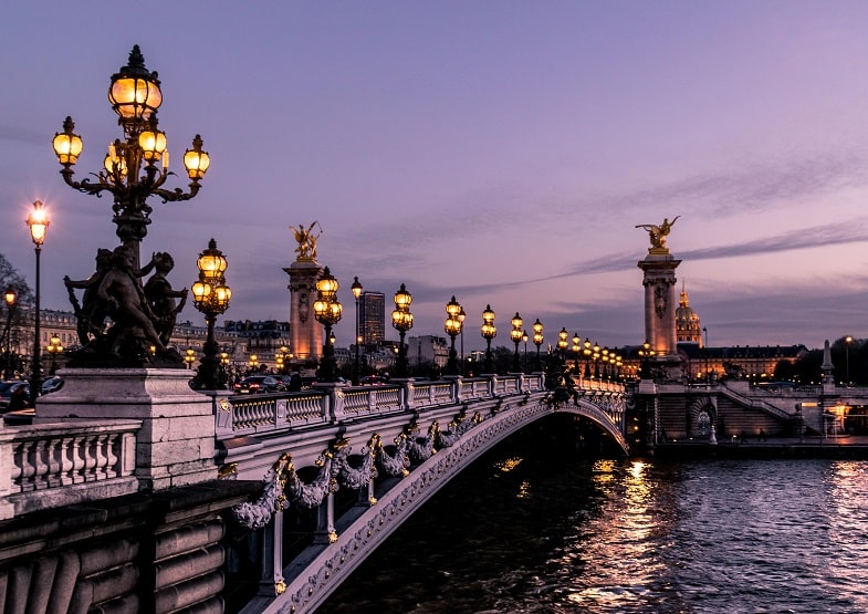 Eine Brücke in Frankreich